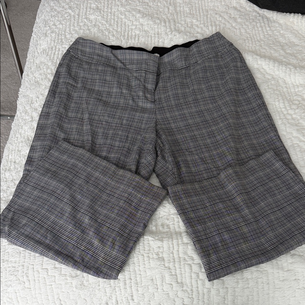 Lane Bryant Black, White, Blue, and Burgundy 22S wide leg dress pants